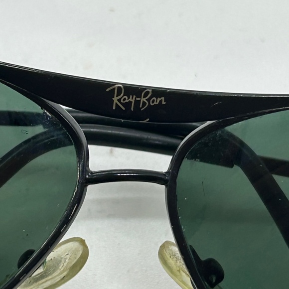 Vintage 1970's RARE Ray-Ban Green Lens Aviator Sunglasses - Picture 2 of 11